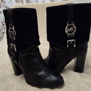 Micheal Kors Black Leather boots